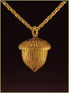 Miniature Acorn Basket Pendant in gold