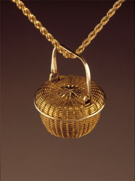 Covered Swing Handle Basket pendant in gold